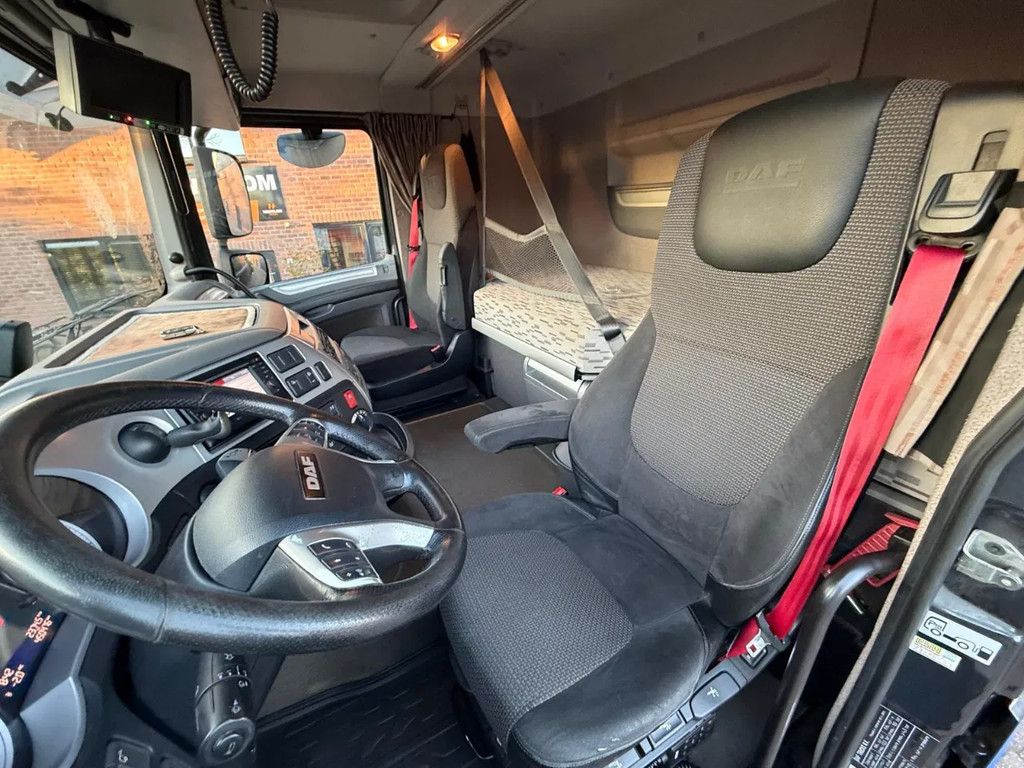 KWB Steenoplegger Kennis 16R kraan + DAF XF 440 Alcoa's 450.700KM!