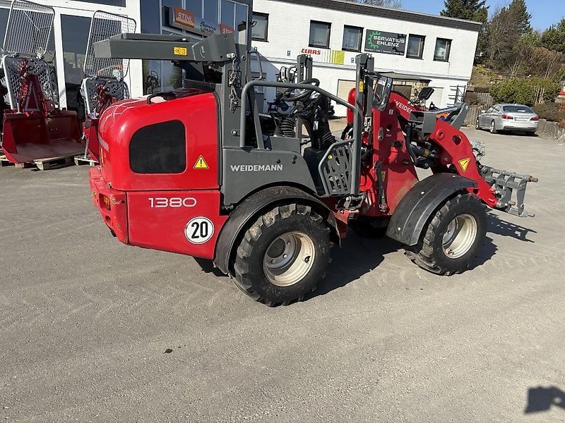 Weidemann Hoftrac 1380