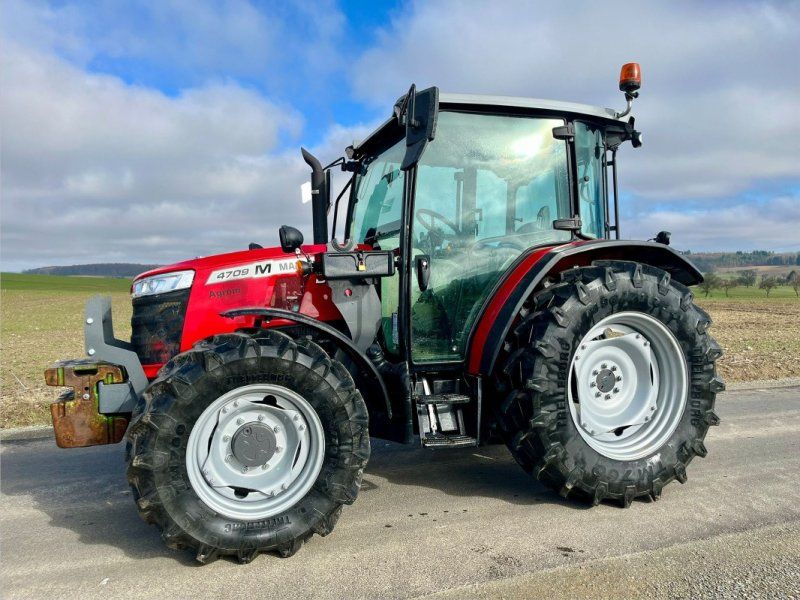 Massey Ferguson 4709 M Dyna-2 – Baujahr  – im Kundenauftrag
