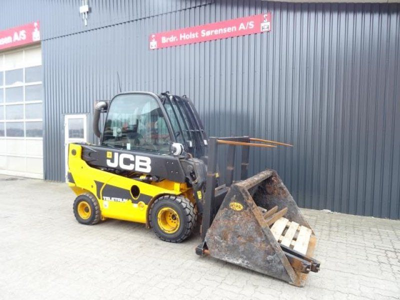 JCB 30D