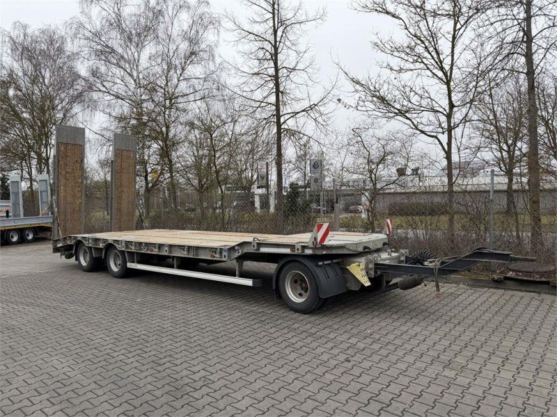 Humbaur HTD 30 3 Achs Tieflader, Wenig Benutzt