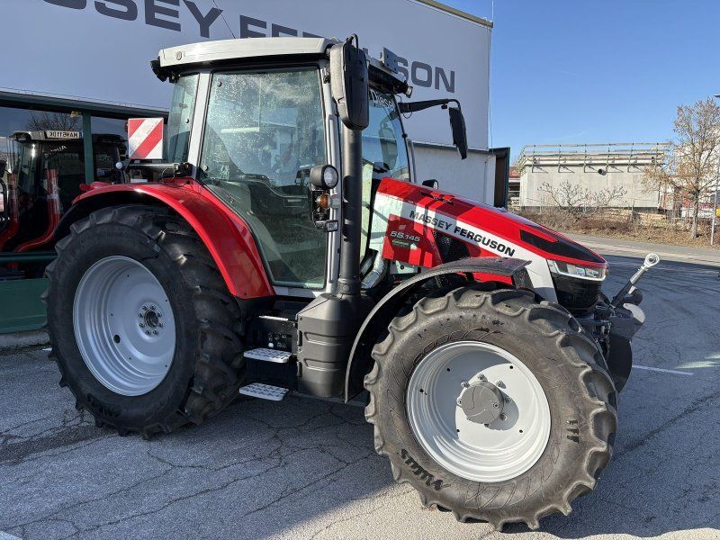 Massey Ferguson 5S.145 Dyna-6 Exclusive
