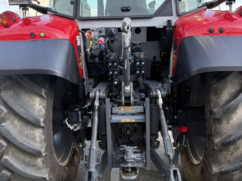 Massey Ferguson 5S.145 Dyna-6 Exclusive