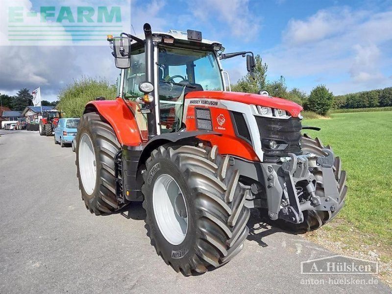 Massey Ferguson 6s.165 dyna-vt exclusive