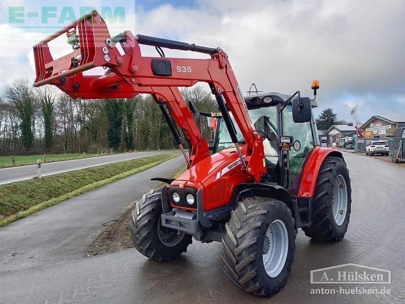 Massey Ferguson 5435 mit frontlader