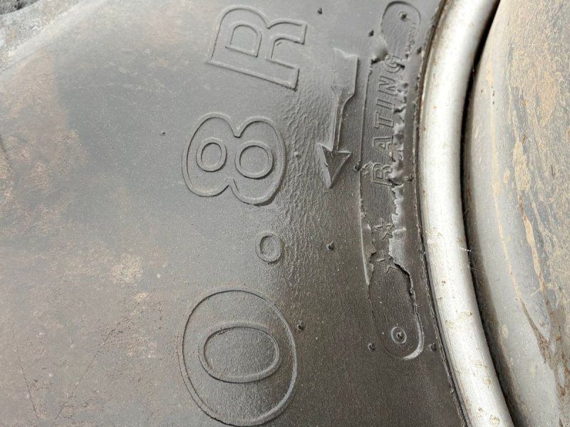 Firestone 520/85R38 / 20.8R38 20.8-38 med 8 spænder