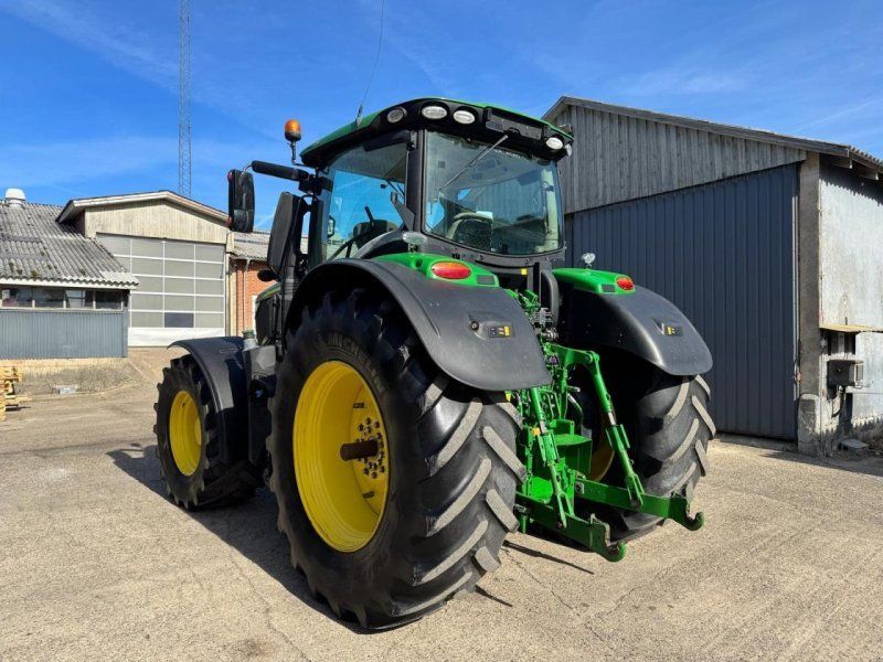 John Deere 6250R