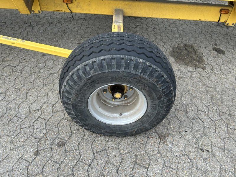 New Holland 30 FOD INKL. VOGN