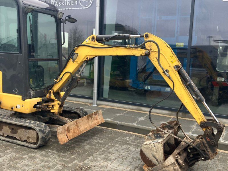 New Holland E18B E18