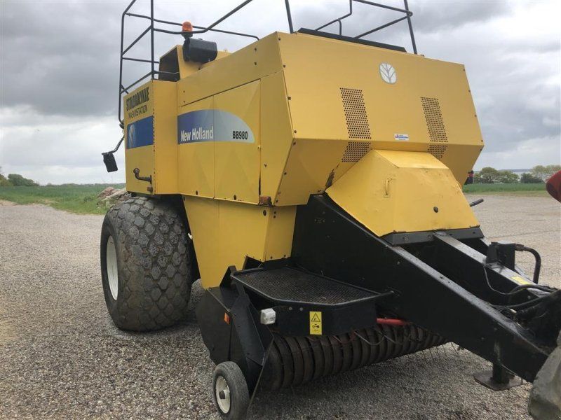 New Holland BB 980
