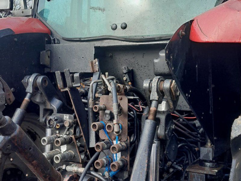 Case IH MX 170 med affjdret foraksel og original frontlift MX 170