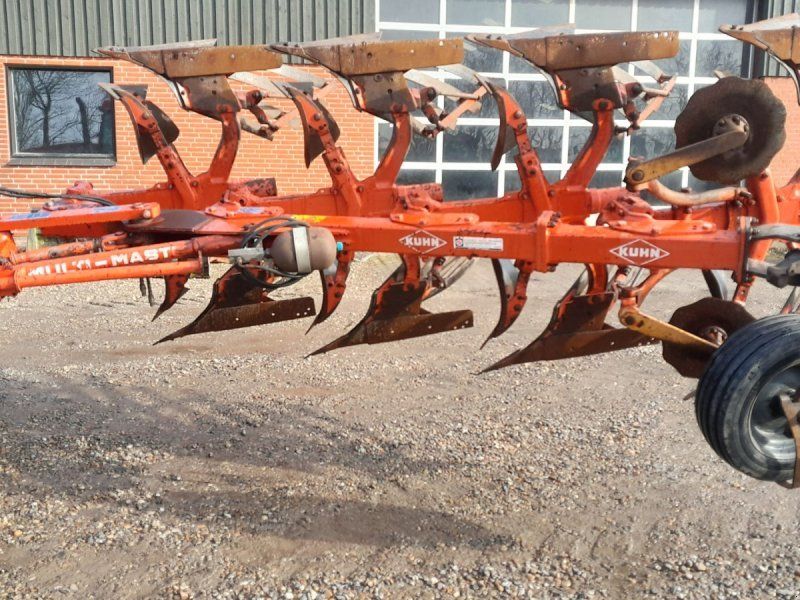 Kuhn Multimaster 110 med hydraulisk udløser 110