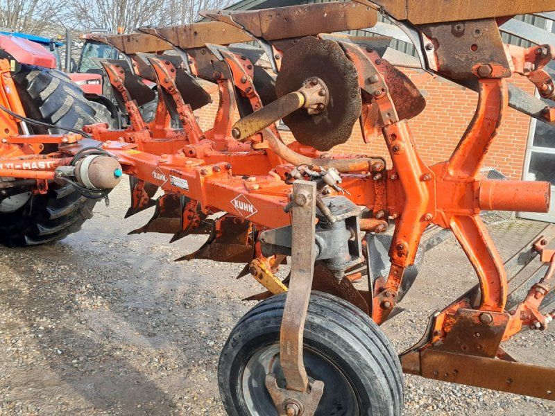 Kuhn Multimaster 110 med hydraulisk udløser 110
