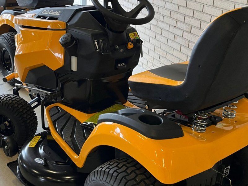Cub Cadet XT2 PS107