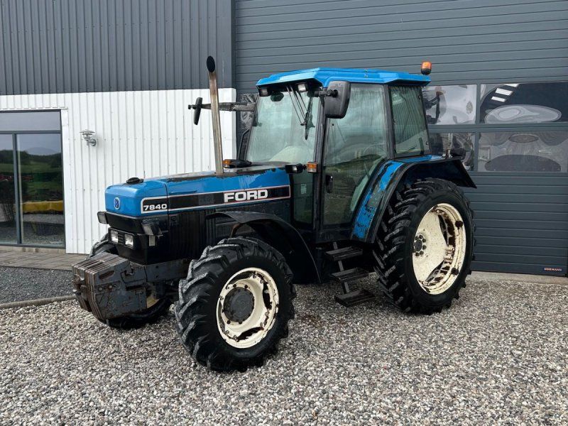 New Holland 7840 SLE turbo