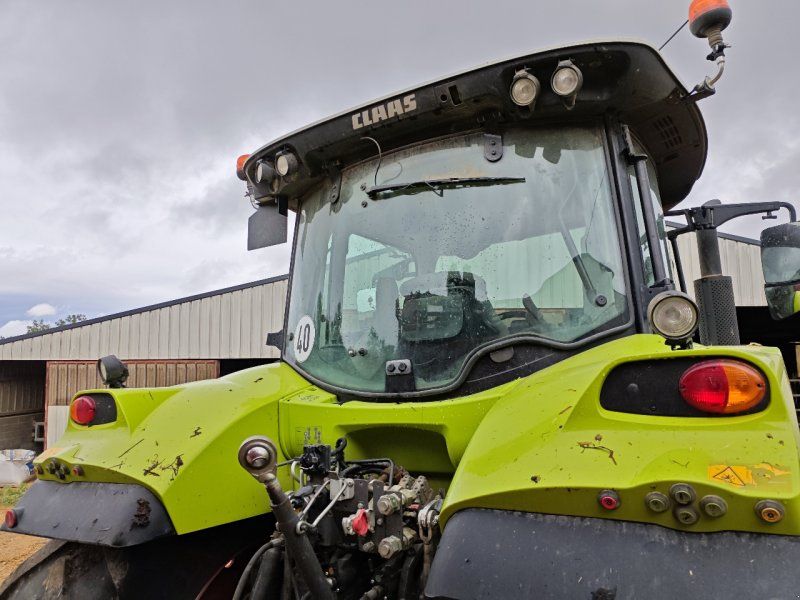 Claas ARION 630