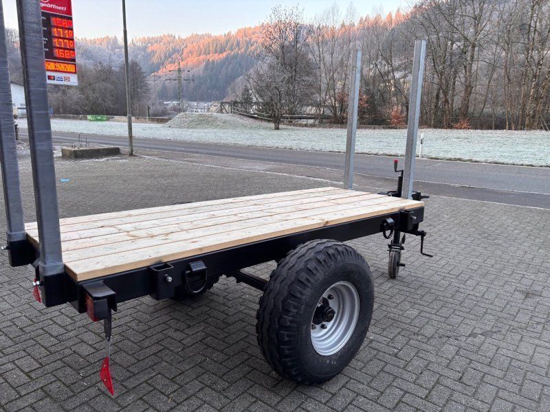 Autohaus Karle Inhaber Michael Fricker Holzwagen