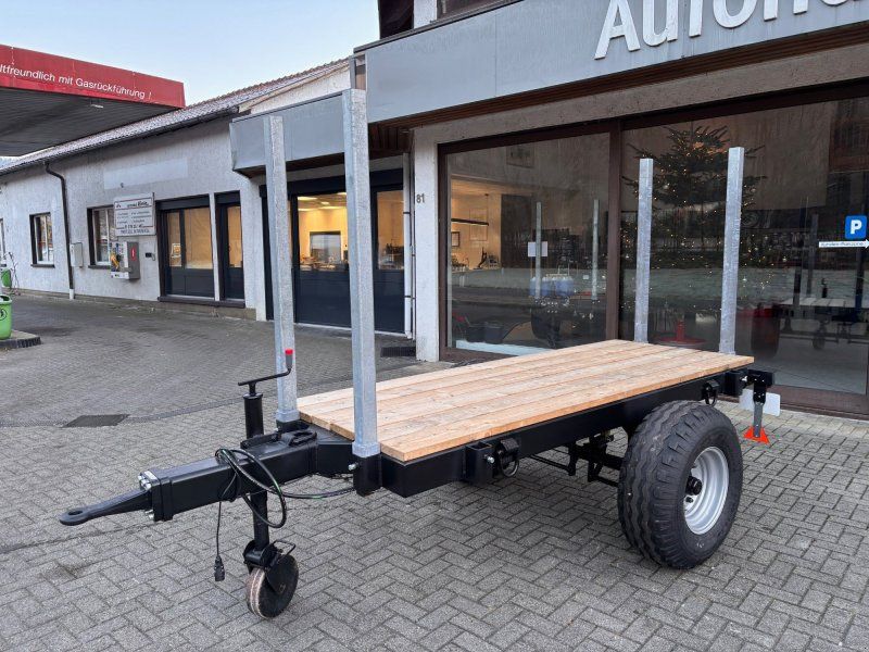 Autohaus Karle Inhaber Michael Fricker Holzwagen