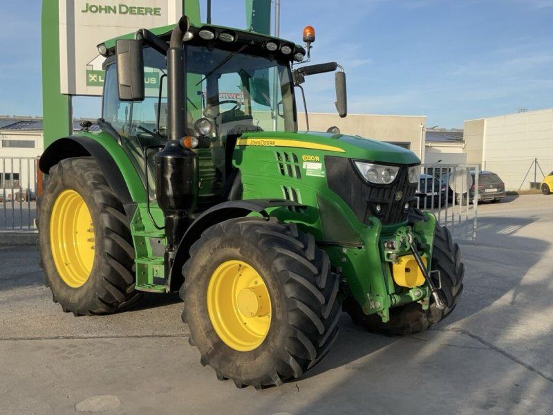 John Deere 6130R