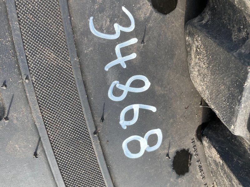 BKT 400/80R28 & 480/80R38