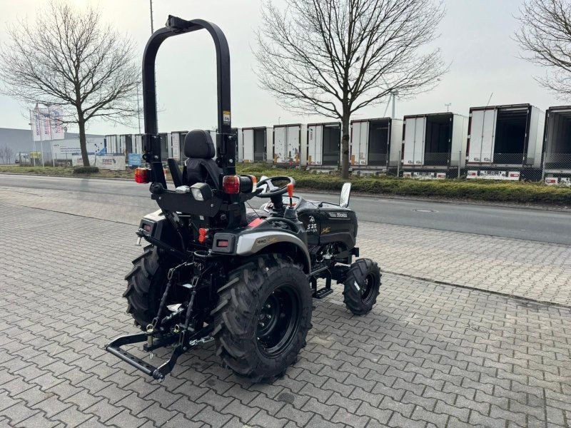 Solis 26 Panther Sonderedition