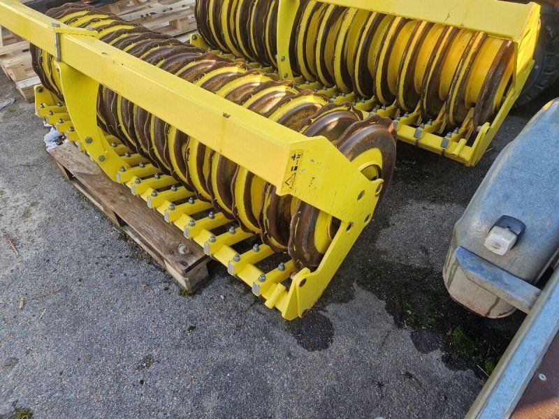 Pöttinger Schneidpacker 4m