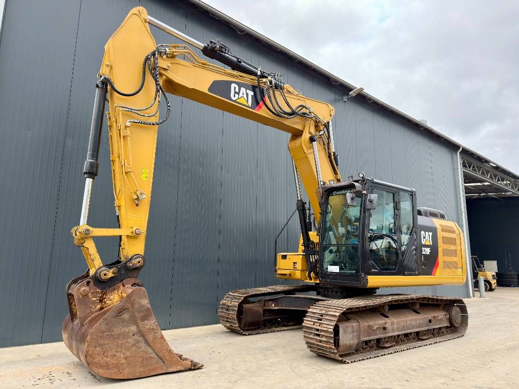 CAT 320FL VA
