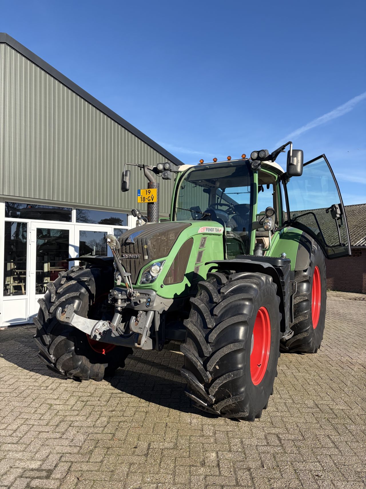 Fendt 724 profi plus
