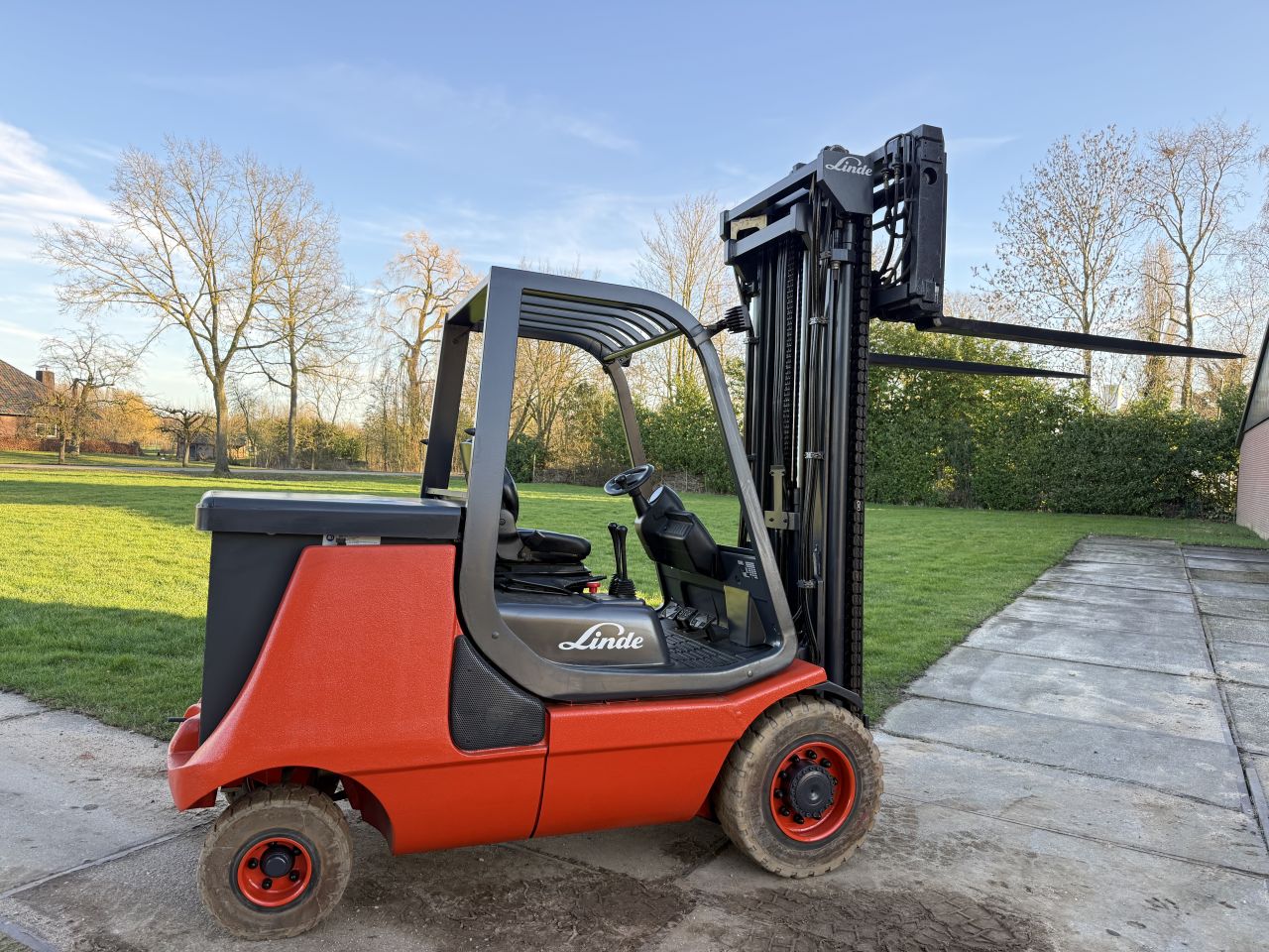 Linde 4 tonner elektr triplex Sideshift vorkversteller 3500uur