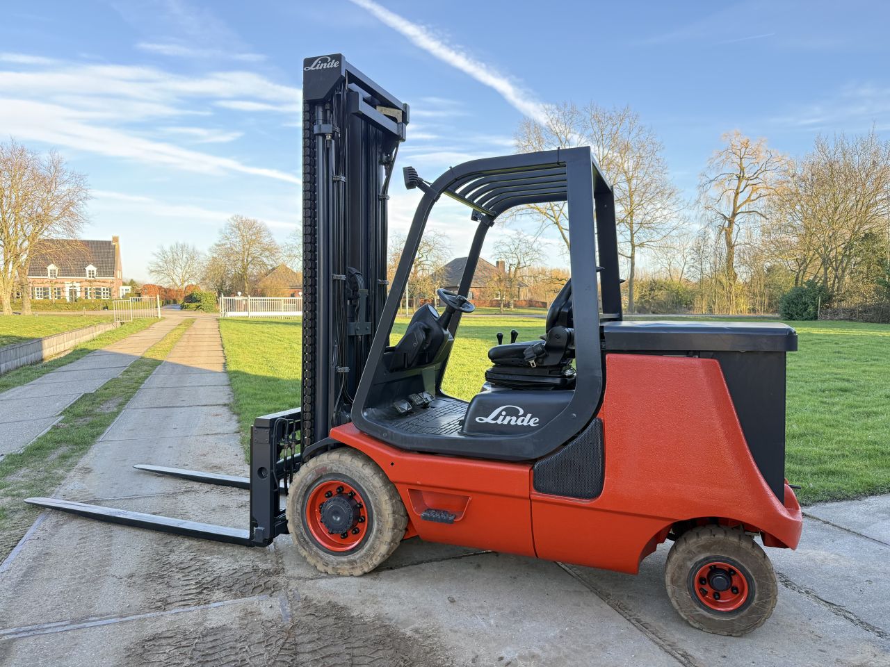 Linde 4 tonner elektr triplex Sideshift vorkversteller 3500uur