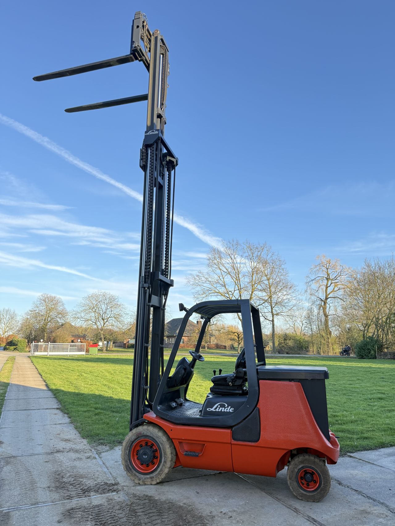 Linde 4 tonner elektr triplex Sideshift vorkversteller 3500uur