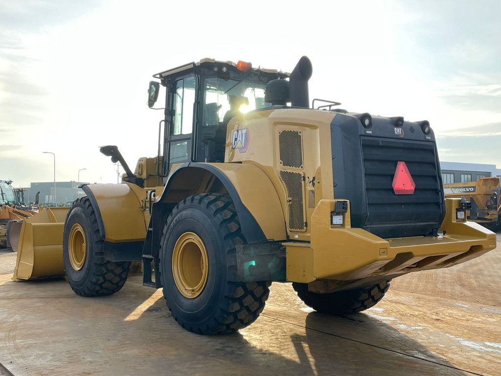 Caterpillar 972M XE - CE / new tires / new bucket edge