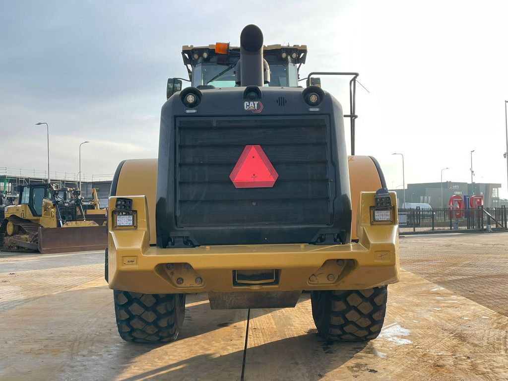 Caterpillar 972M XE - CE / new tires / new bucket edge