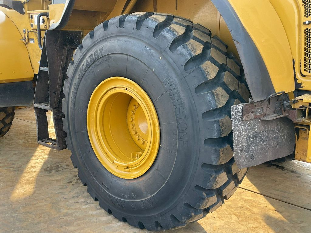 Caterpillar 972M XE - CE / new tires / new bucket edge