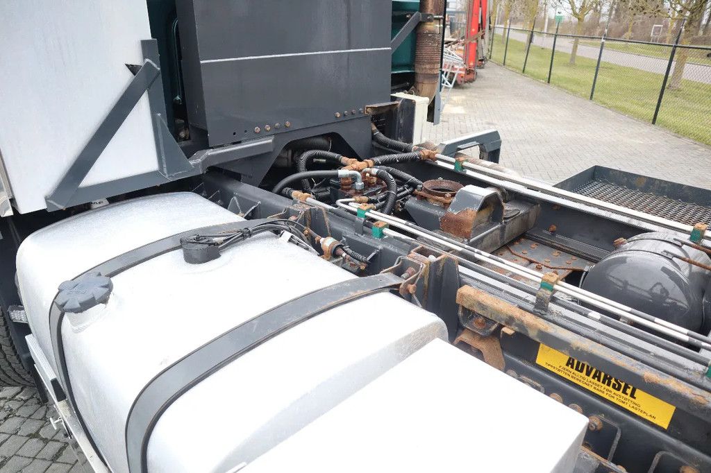 DAF XF 105.460 | 6X4 | MANUAL | RETARDER | BIG AXLES | EURO 5