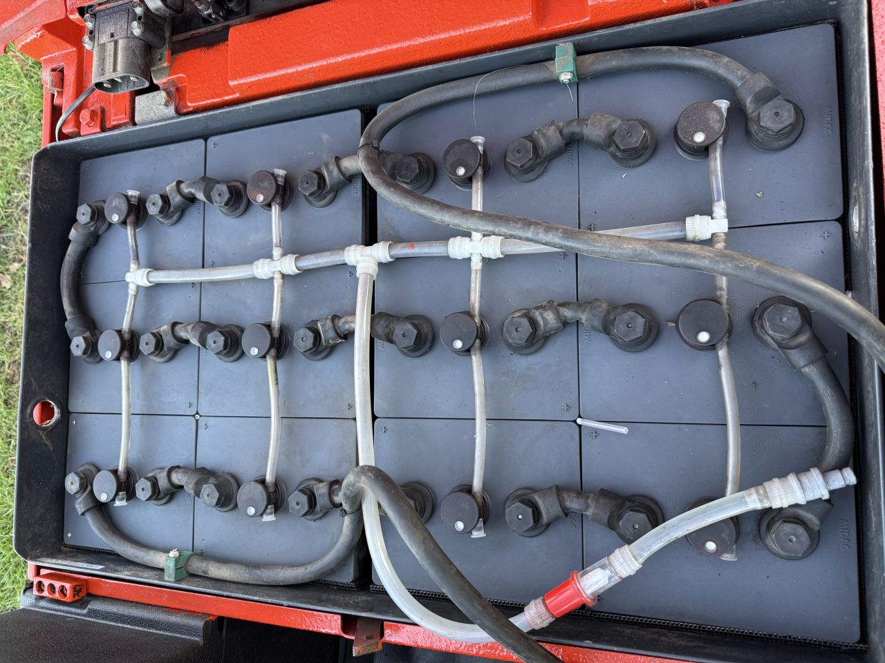 Linde 1500KG elektrisch triplex 5m freelift goede accu