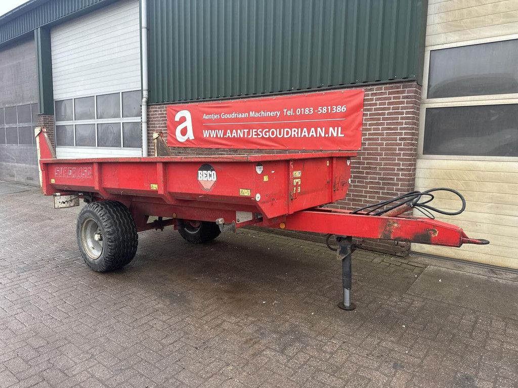 Beco Super 450 dump trailer