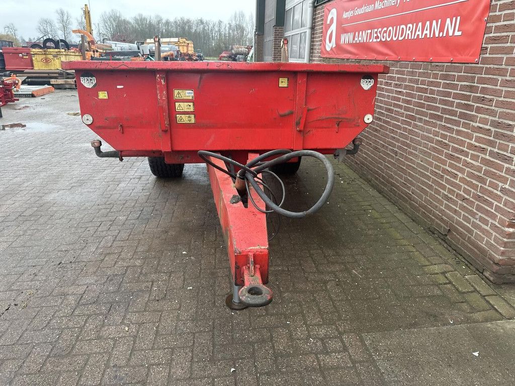 Beco Super 450 dump trailer