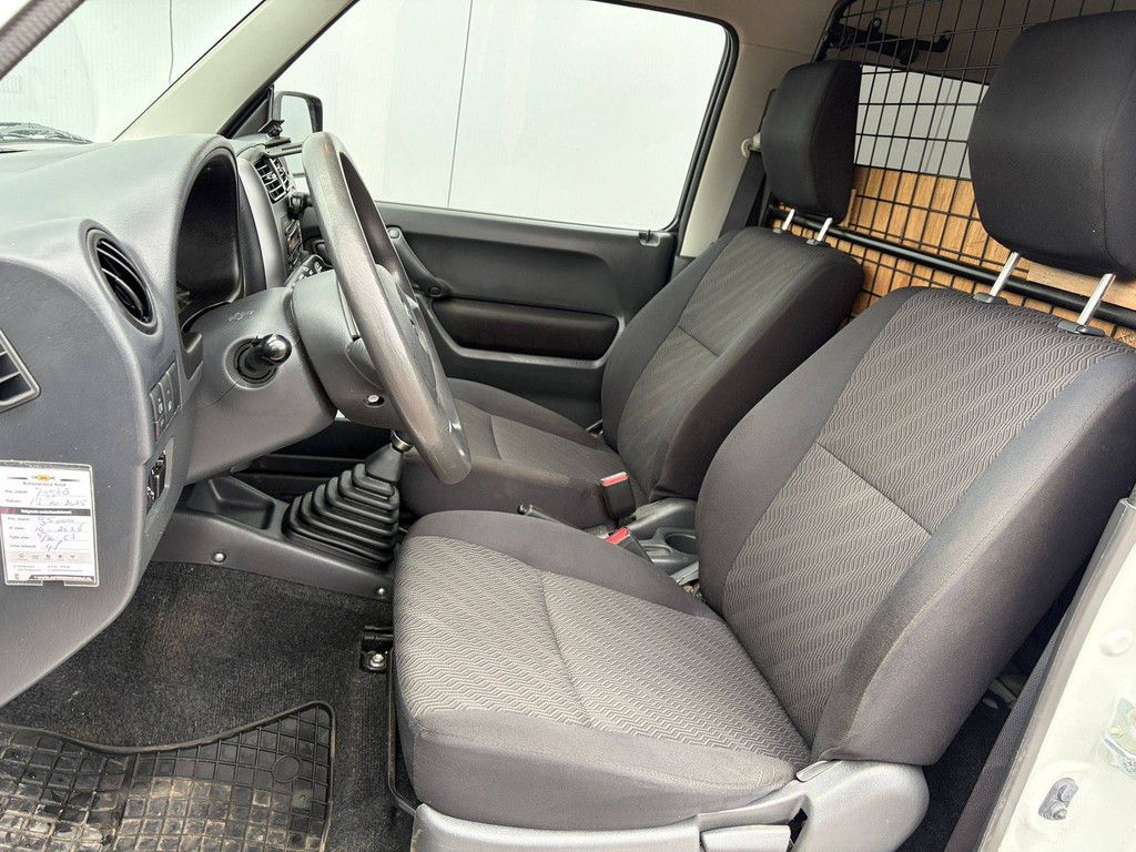 SUV Suzuki Jimny 1.3 JLX 4x4 Petrol 86hp 2013