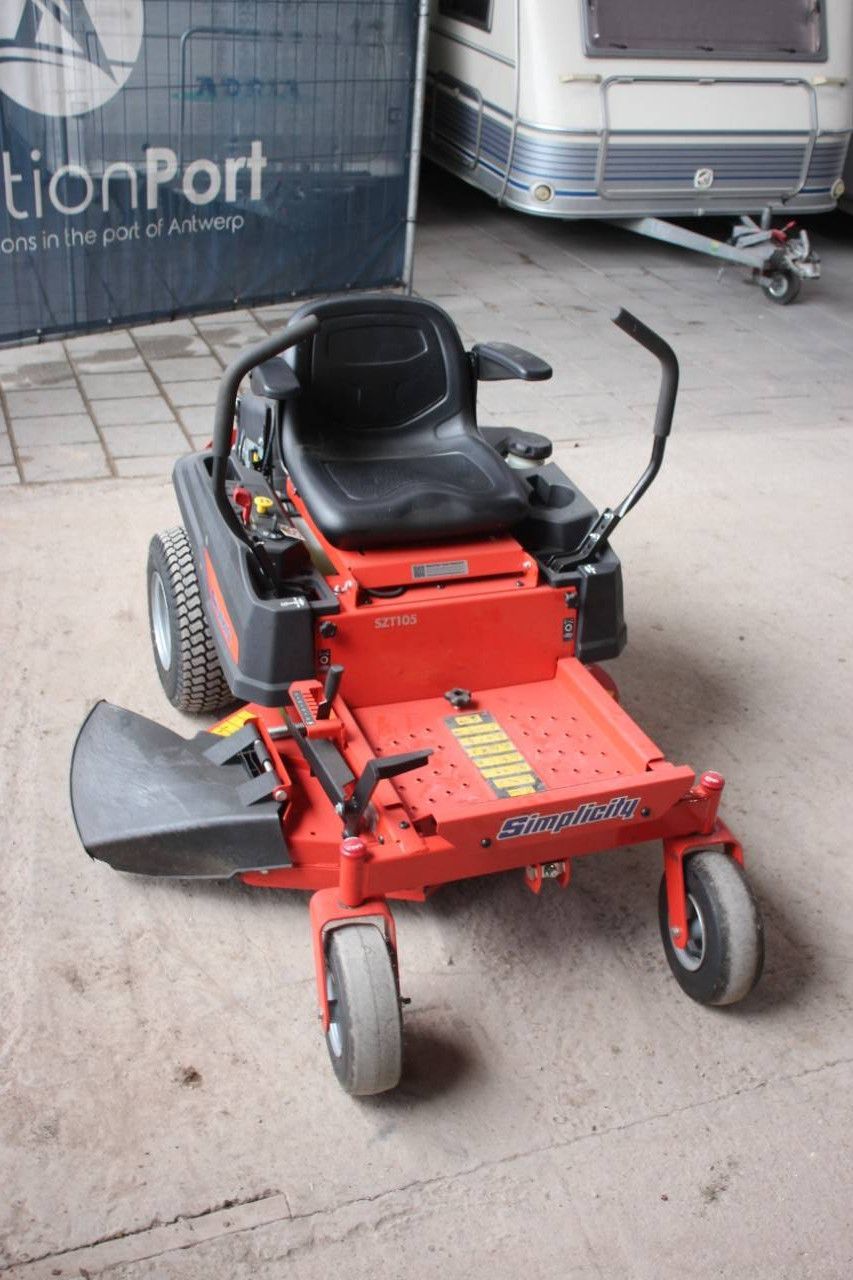 Simplicity SZT105 Benzin-Aufsitzmäher 15 PS 2022