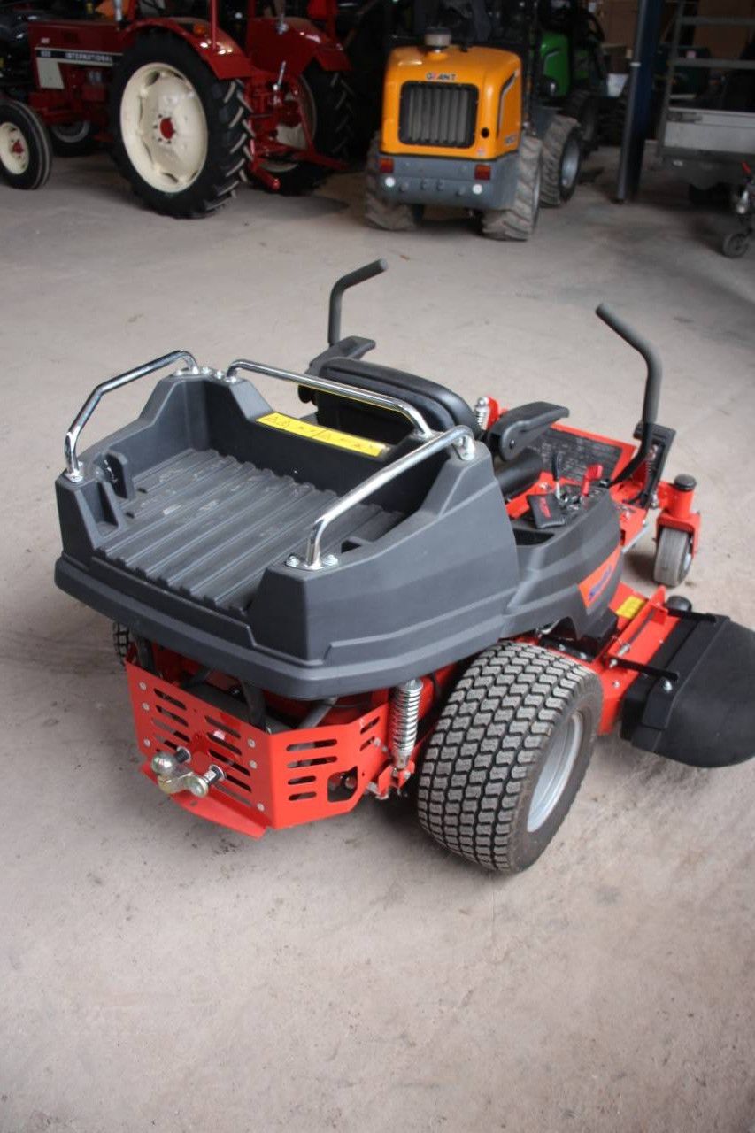 Simplicity Courier SZT350 Benzin-Aufsitzmäher 15 PS, Baujahr 2017