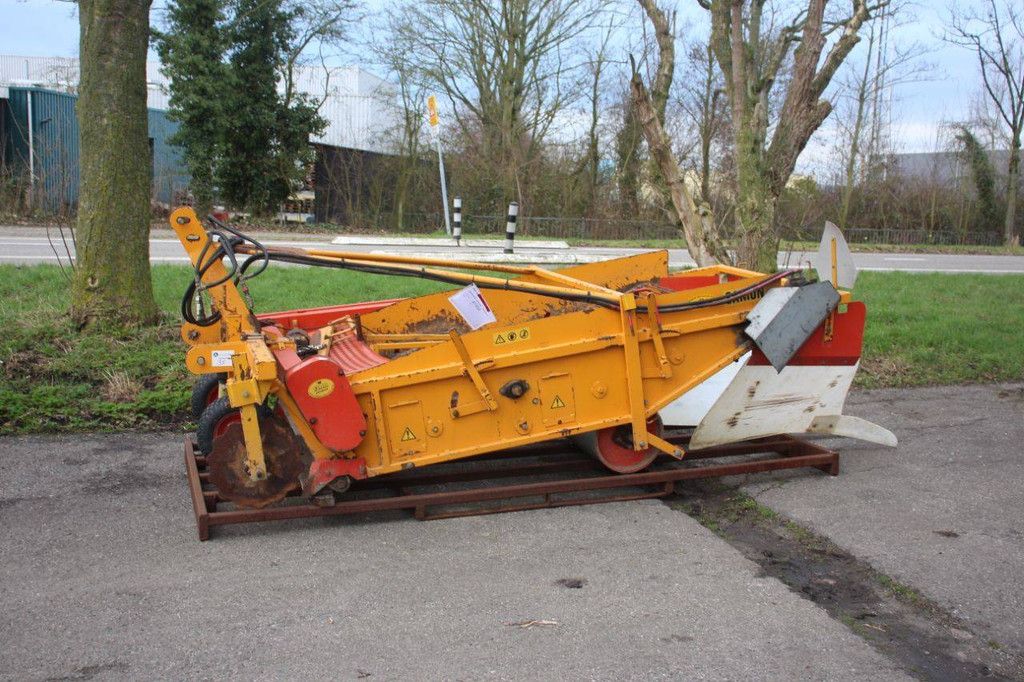 Onion harvester Samon SU2 1998