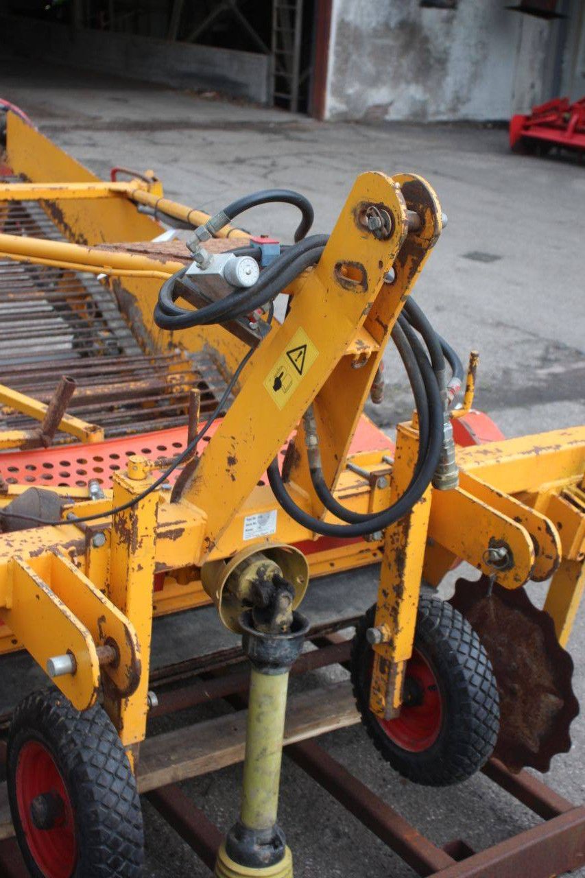 Onion harvester Samon SU2 1998