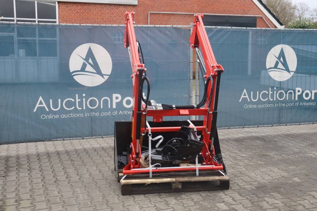 Frontlader Farmtrac 26 Neu