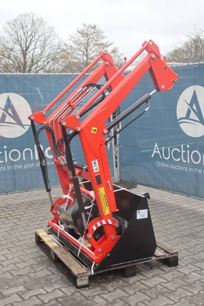 Frontlader Farmtrac 26 Neu