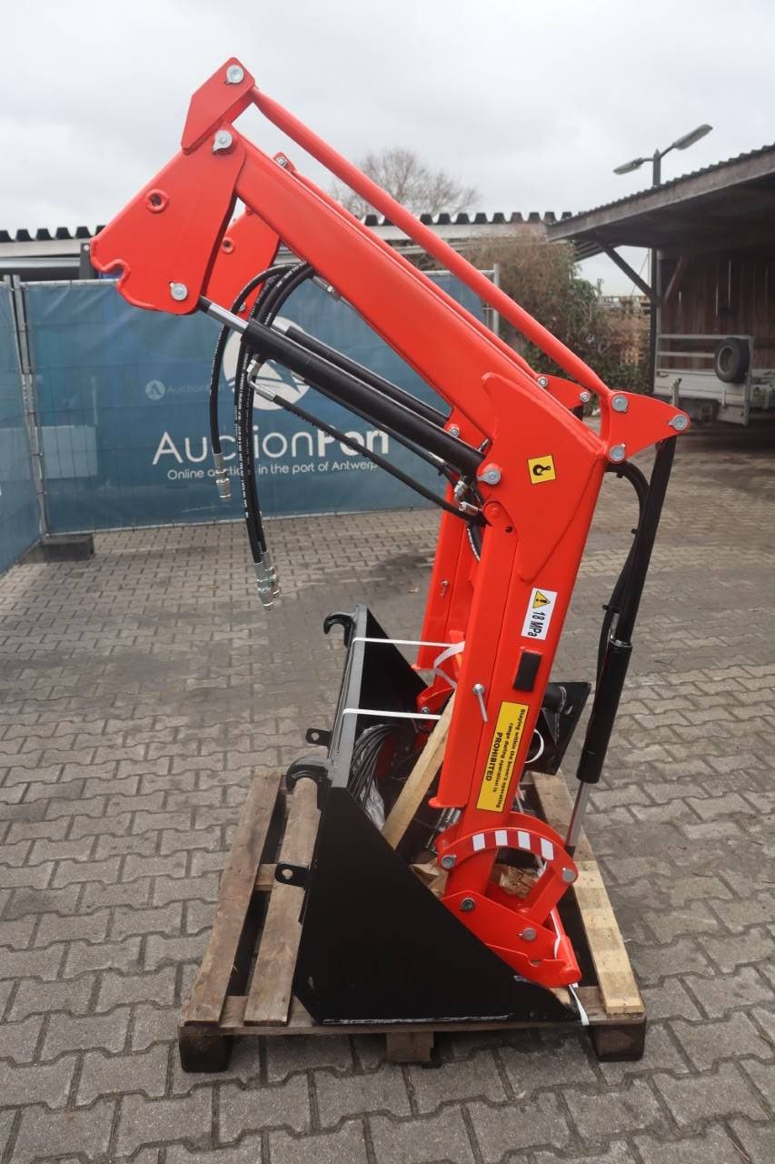 Frontlader Farmtrac 26 Neu