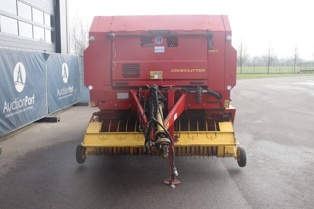 Baler New Holland 548 2001