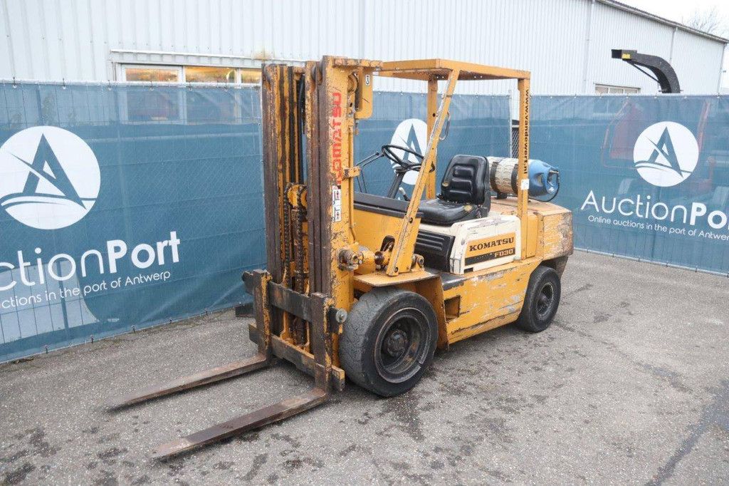 Komatsu FG30-8 LPG-Gabelstapler, 3000 kg, 4,5 m