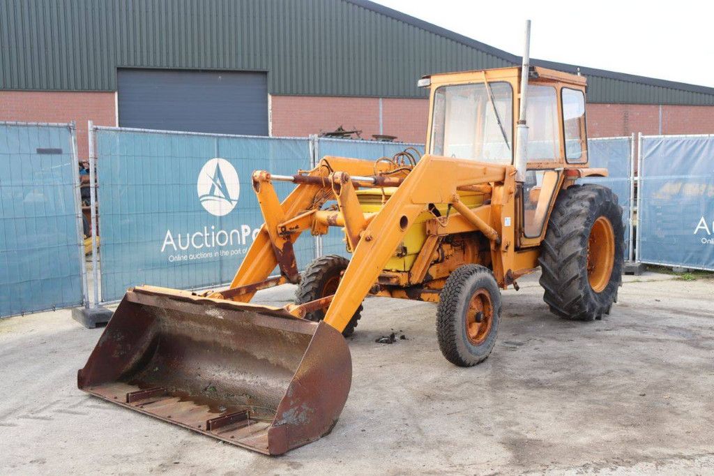 MWM Dieseltraktor mit Frontlader