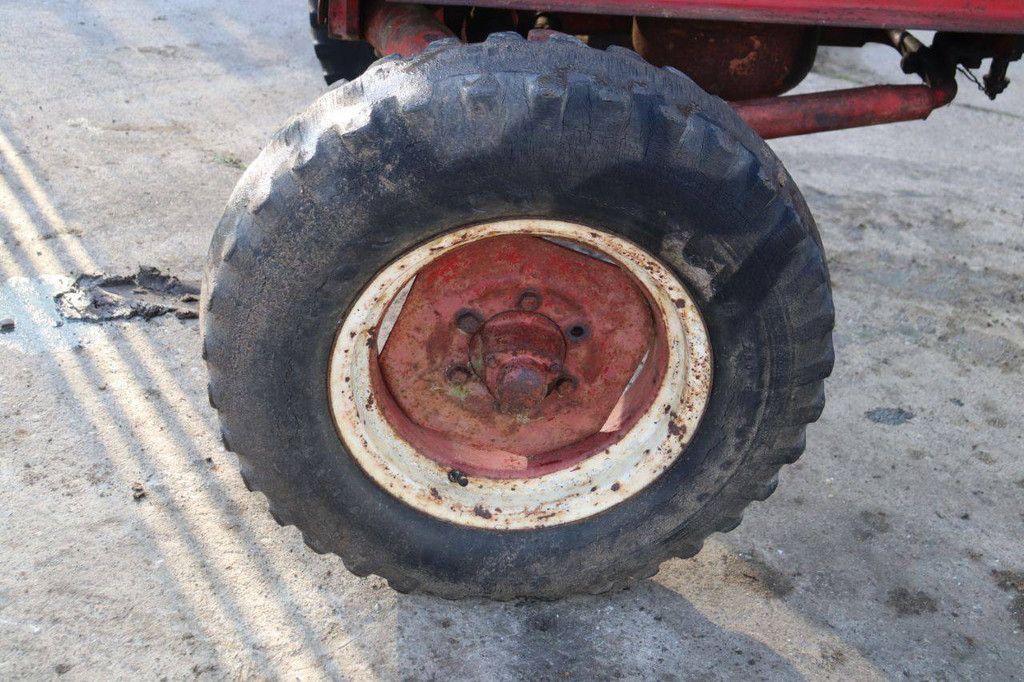 Traktor International Harvester Co. 504 D Diesel